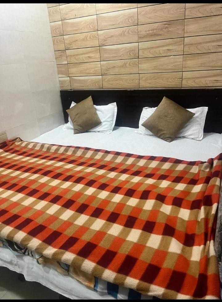 Arora Guest House Амритсар Екстериор снимка