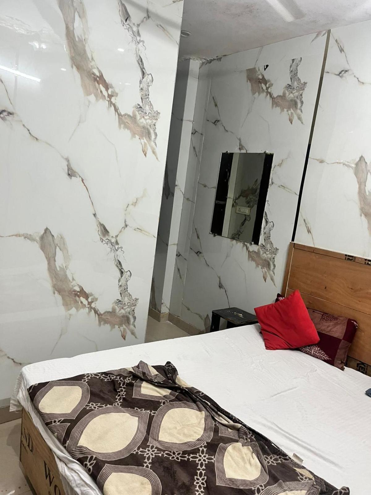 Arora Guest House Амритсар Екстериор снимка