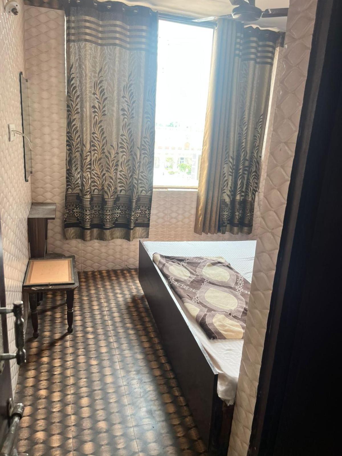Arora Guest House Амритсар Екстериор снимка